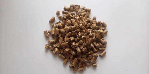 Sprzedam pellet drzewny 8mm